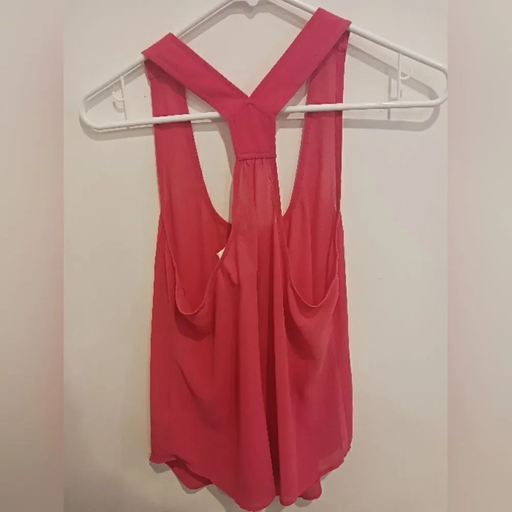 New with tags Style Loft Pink Cropped Tank Top